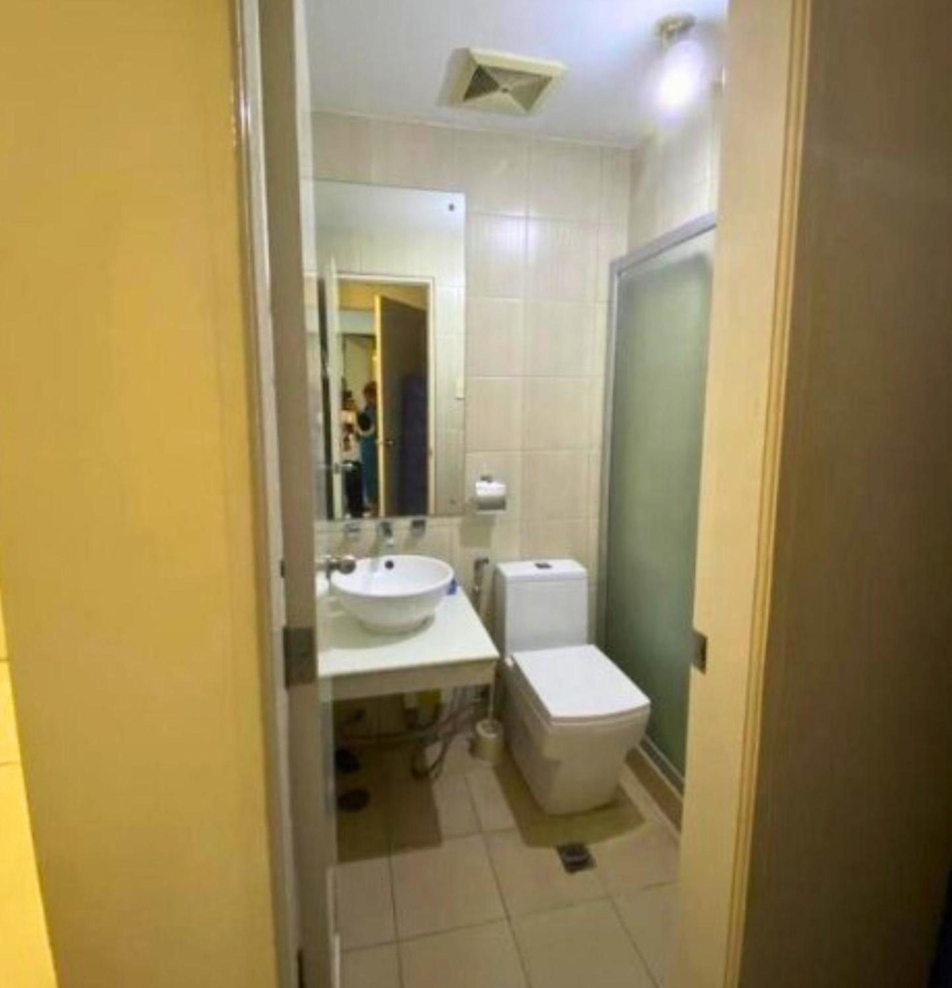 Near Us Embassy X Free Unlimited Pool, Massage & Sauna Access X Promo This Month! Explore Deluxe Studio W Balcony In Manila Perfectly Situated Near Naia Airport, Heart Of Manila Updated 2025 Price For Your Unforgettable Ultimate Staycation Experience Exteriör bild