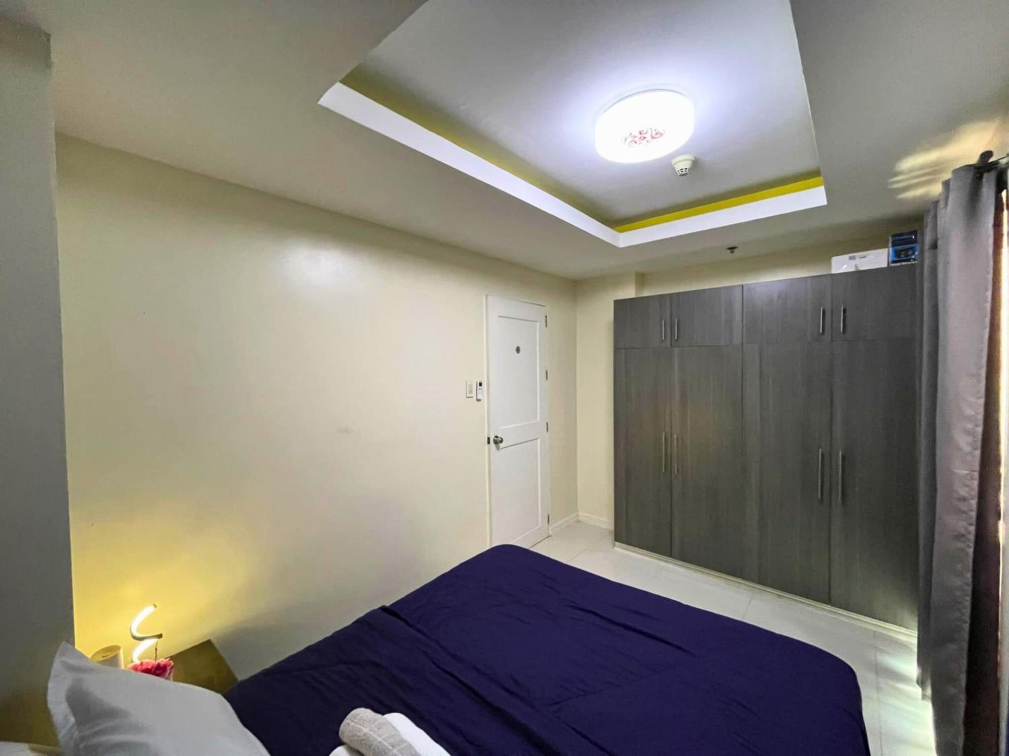 Near Us Embassy X Free Unlimited Pool, Massage & Sauna Access X Promo This Month! Explore Deluxe Studio W Balcony In Manila Perfectly Situated Near Naia Airport, Heart Of Manila Updated 2025 Price For Your Unforgettable Ultimate Staycation Experience Exteriör bild